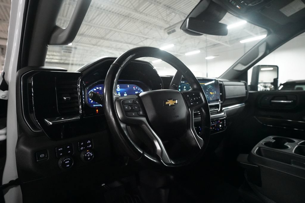 Used 2024 Chevrolet Silverado 2500 LT w/ Convenience Package AWD/4WD image 20