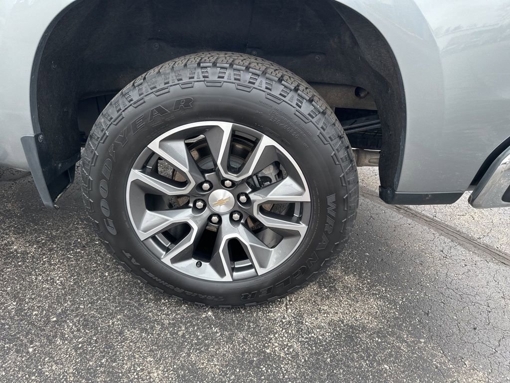 Certified 2024 Chevrolet Silverado 1500 LT image 23
