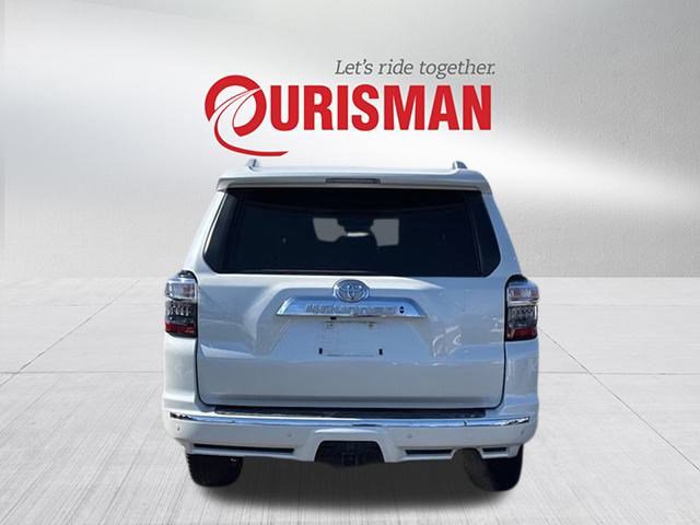 Used 2022 Toyota 4Runner Limited image 3
