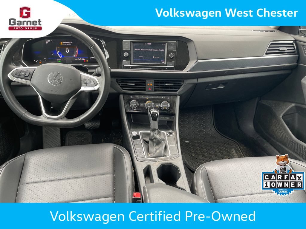 Certified 2024 Volkswagen Jetta SE w/ Panoramic Sunroof Package FWD image 14