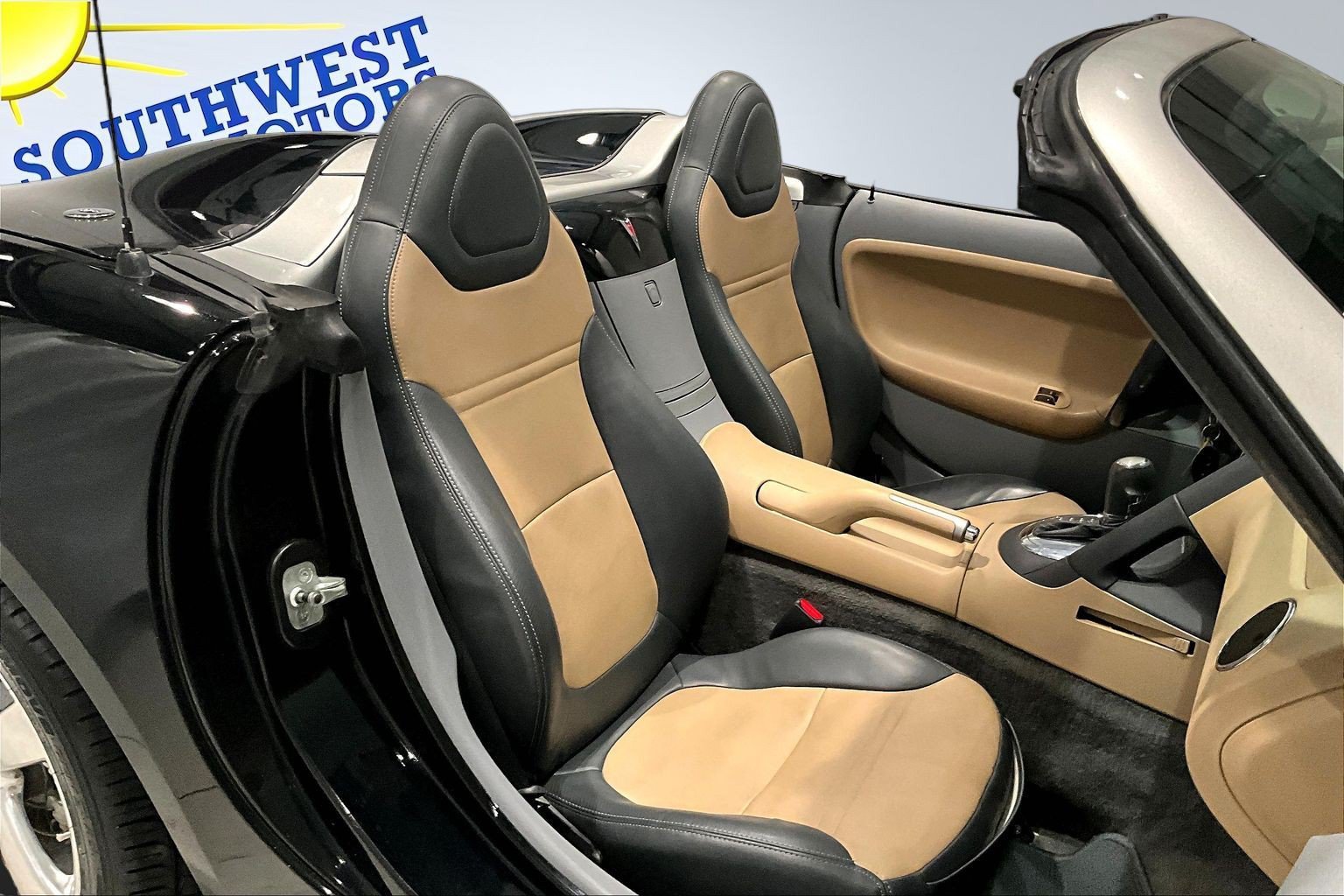 Used 2007 Pontiac Solstice Convertible w/ Premium Package RWD image 23
