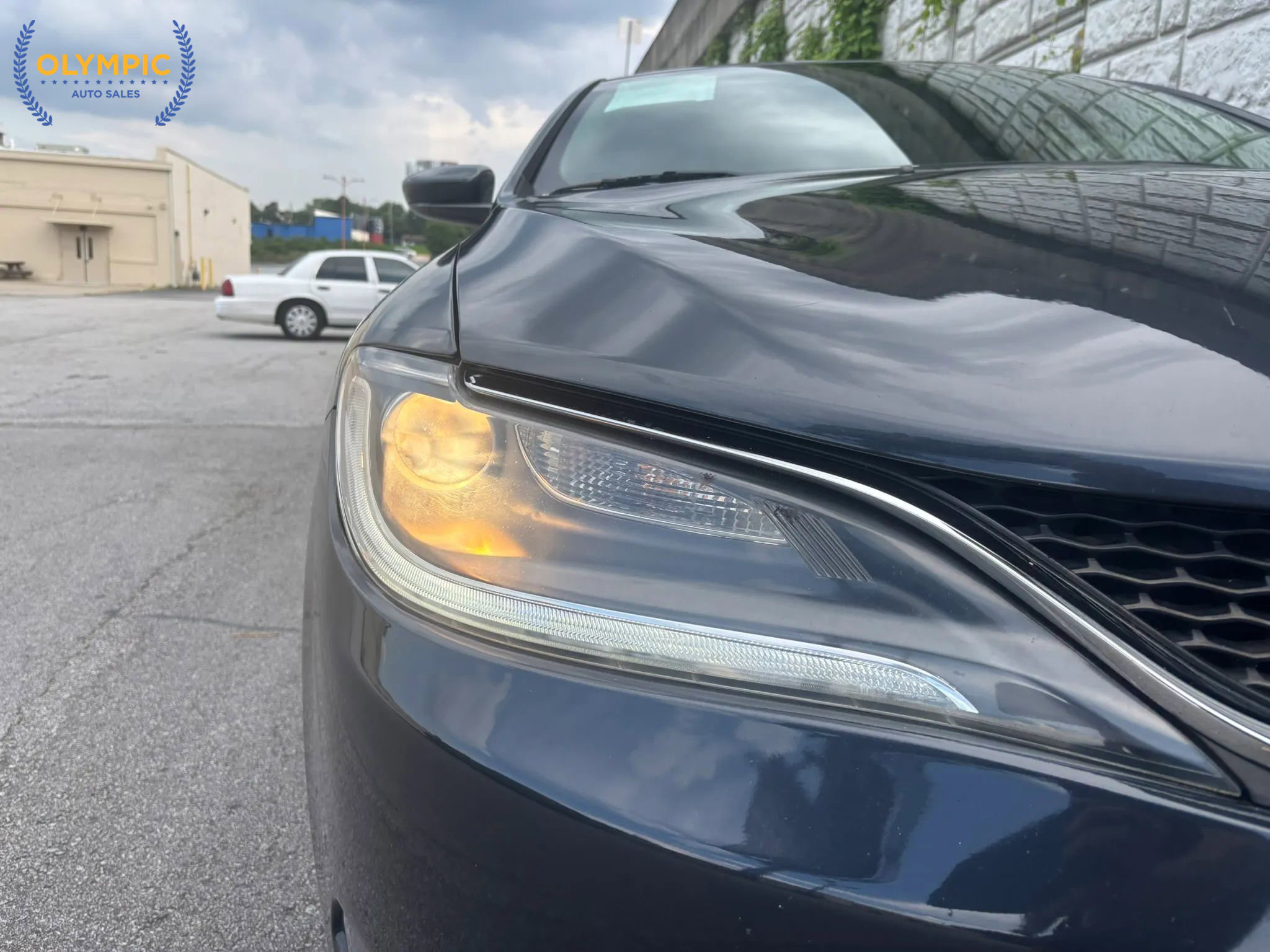 Used 2017 Chrysler 200 Limited Platinum w/ Comfort & Convenience Group image 15