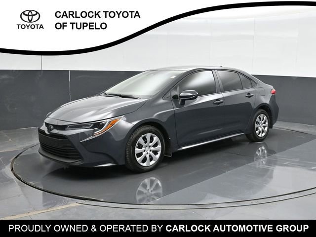 Used 2025 Toyota Corolla LE image 7