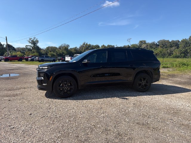 New 2027 Chevrolet Traverse LT w/ Midnight/Sport Edition FWD image 3