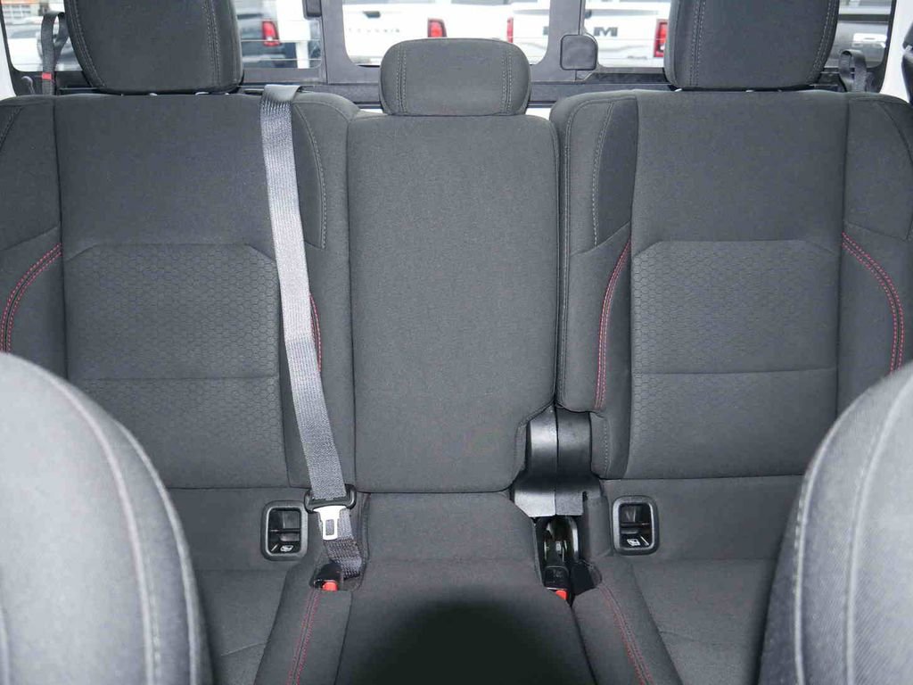 Certified 2022 Jeep Gladiator Rubicon w/ Trailer Tow Package image 37