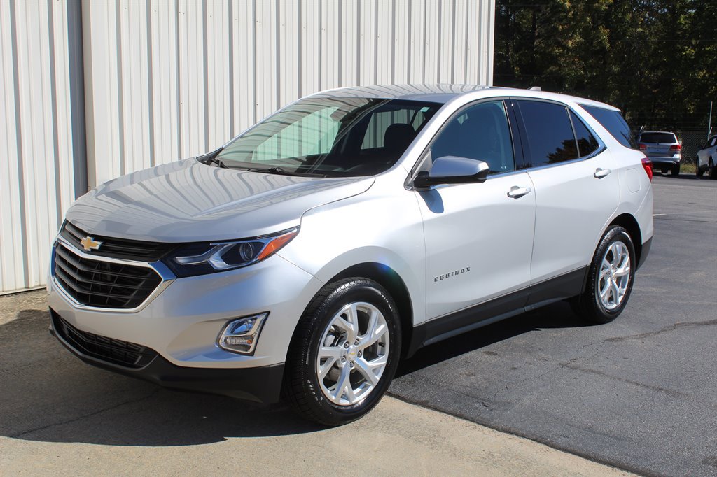 Used 2020 Chevrolet Equinox LT image 1