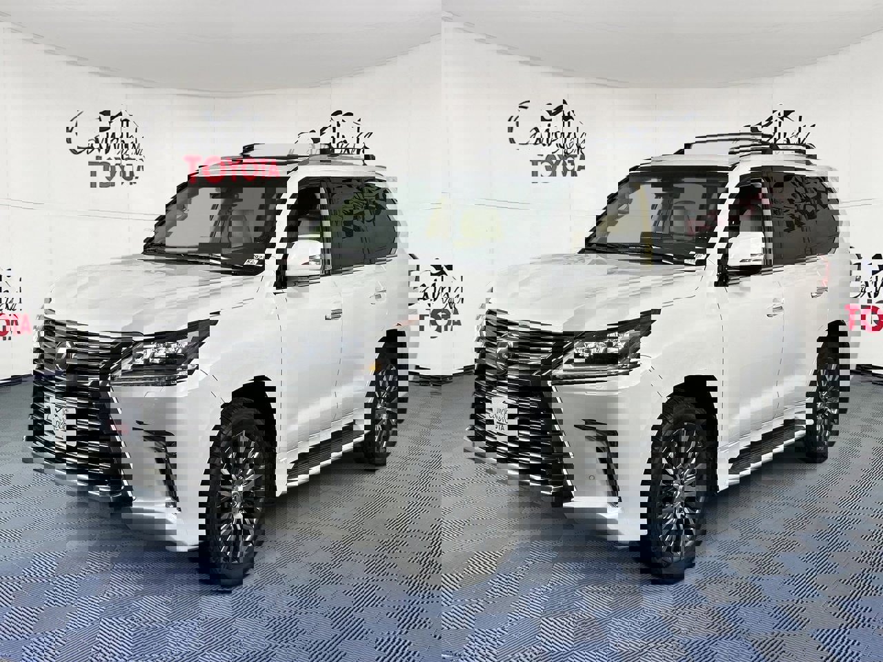 Used 2018 Lexus LX 570 4WD image 2