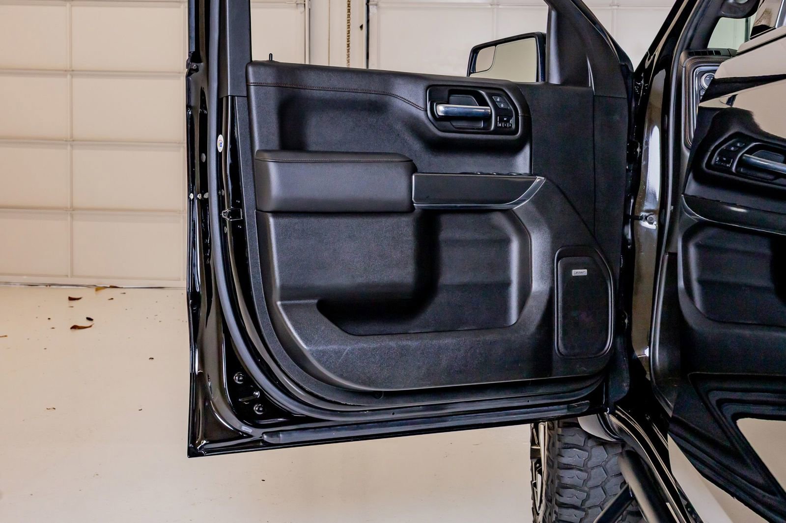 Used 2021 GMC Sierra 1500 AT4 w/ AT4 Preferred Package AWD/4WD image 35