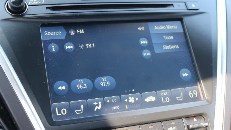 Used 2020 Acura MDX SH-AWD image 13