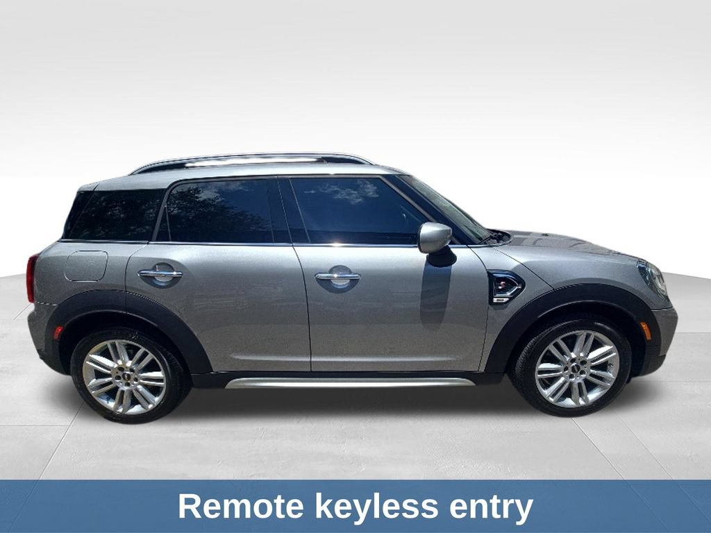 Used 2024 MINI Cooper Countryman S w/ Premium Package FWD image 4