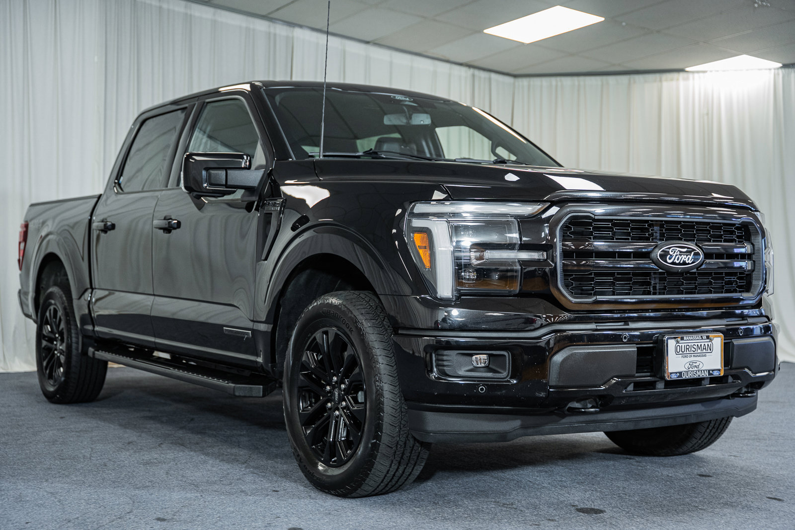 Certified 2025 Ford F150 Lariat AWD/4WD image 1