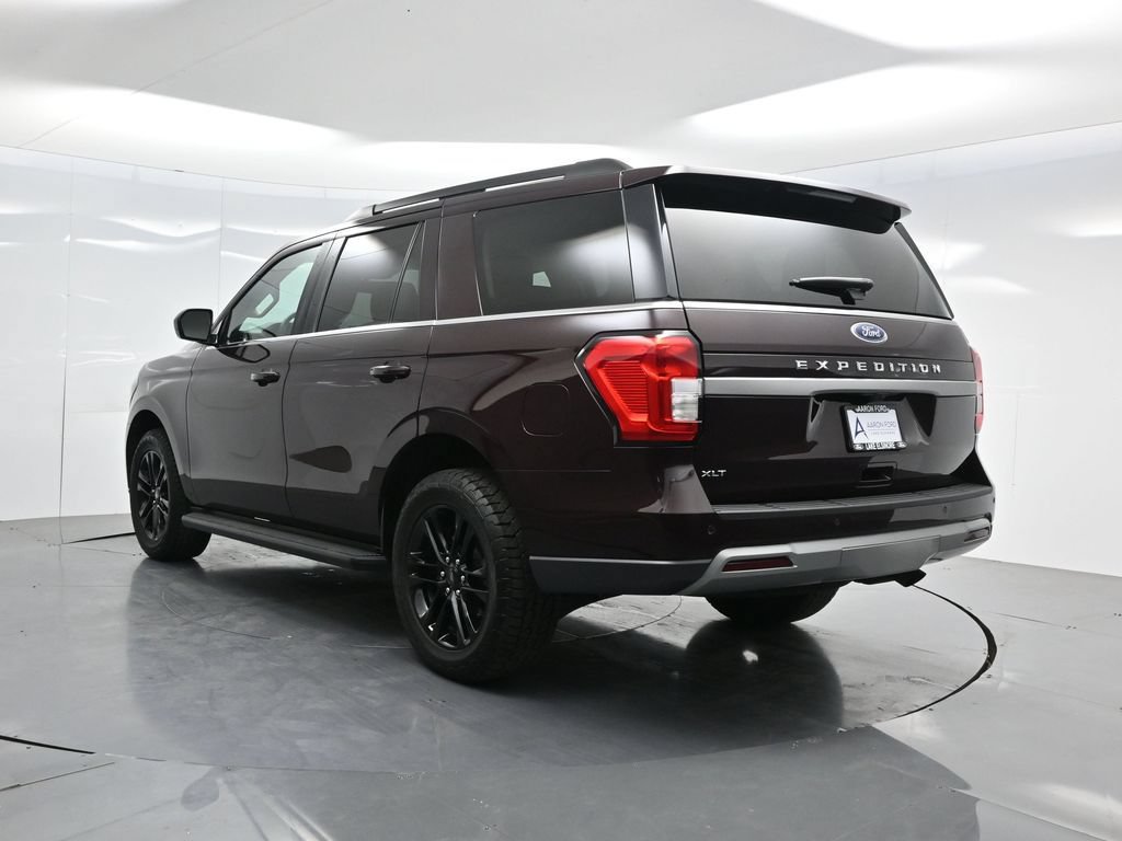 Used 2024 Ford Expedition XLT RWD image 6