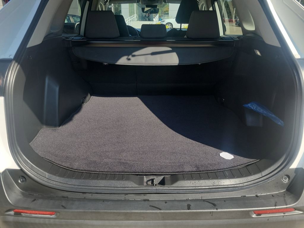 Certified 2023 Toyota RAV4 XLE image 28
