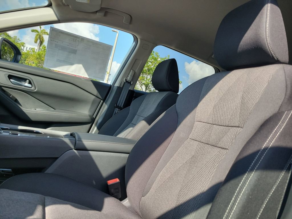 New 2026 Nissan Rogue SV FWD image 24