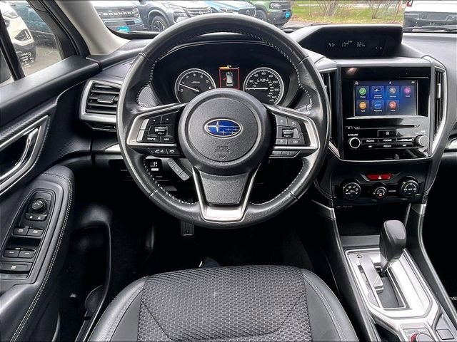 Used 2022 Subaru Forester Premium AWD/4WD image 5