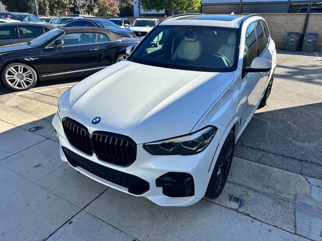 Used 2022 BMW X5 sDrive40i w/ M Sport Package image 13