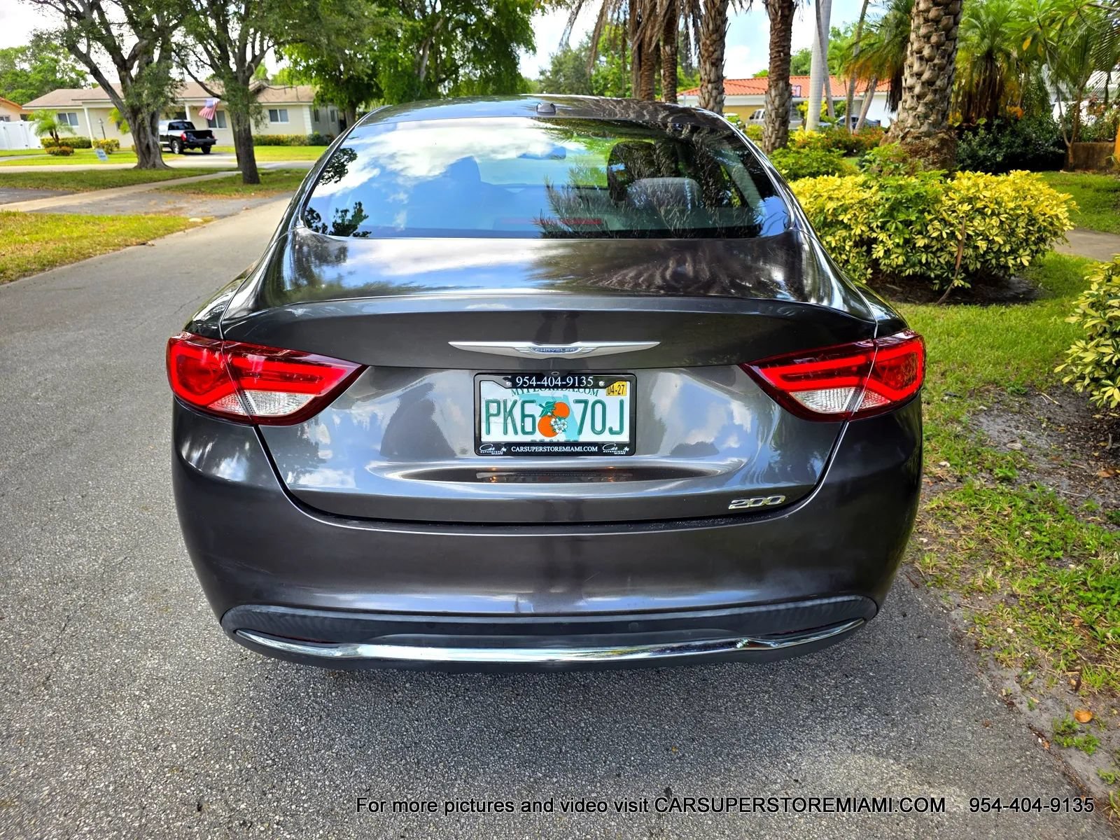 Used 2015 Chrysler 200 Limited w/ Convenience Group FWD image 10