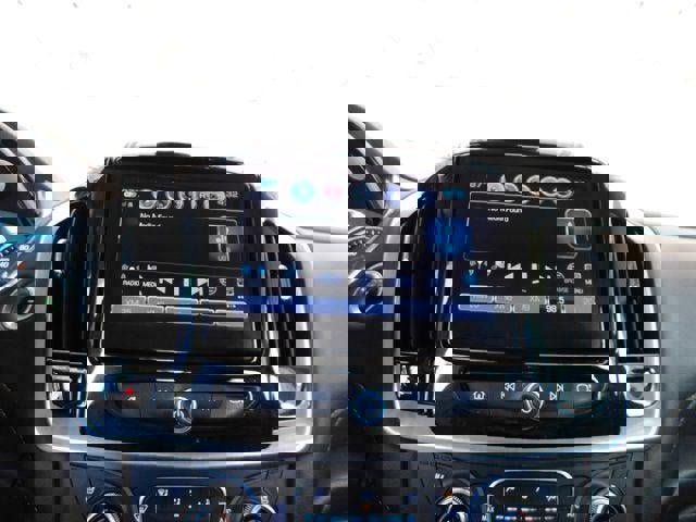 Used 2018 Chevrolet Traverse Premier w/ Driver Confidence II Package image 42