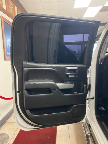 Used 2015 Chevrolet Silverado 2500 LTZ w/ Duramax Plus Package image 9