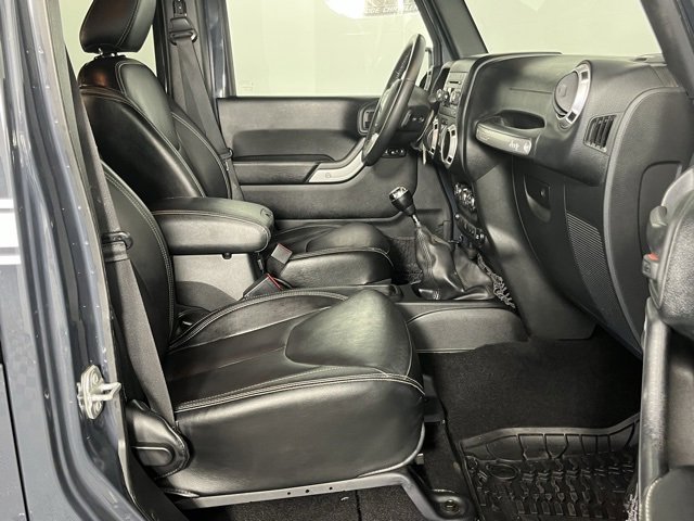 Used 2017 Jeep Wrangler Unlimited Sahara w/ Quick Order Package 23E Chief image 29