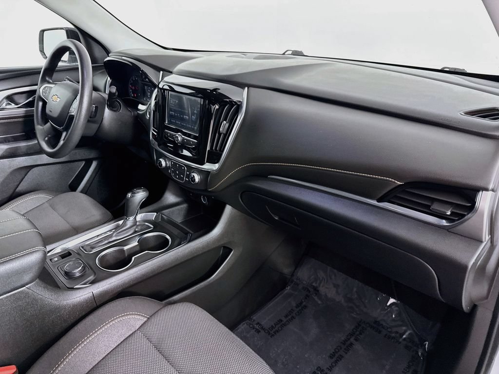 Used 2019 Chevrolet Traverse LS AWD/4WD image 32