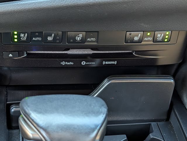 Used 2022 Lexus ES 350 w/ Premium Package FWD image 17
