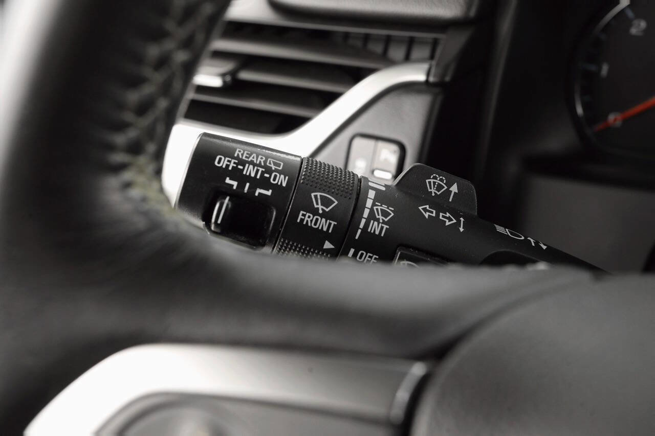 Used 2017 Chevrolet Suburban LT w/ LT Signature Package image 47