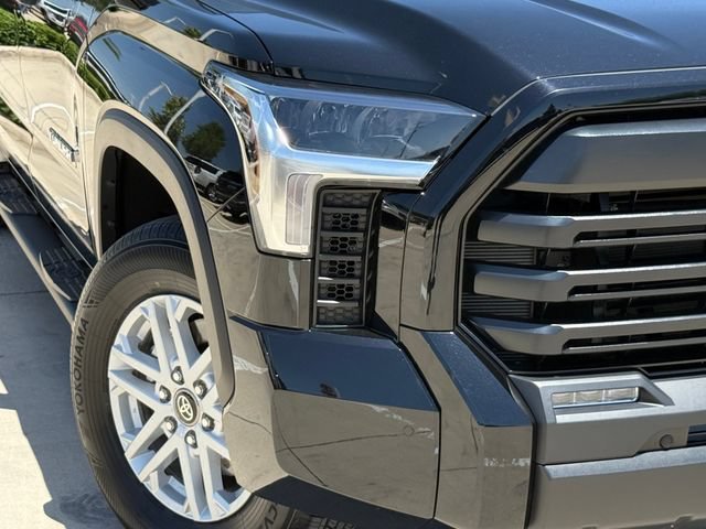 Used 2026 Toyota Tundra SR5 w/ SR5 Convenience Package AWD/4WD image 3