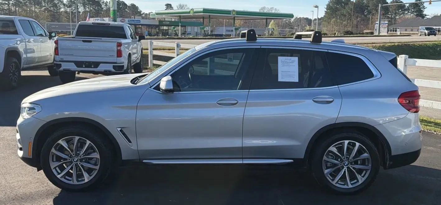 Used 2019 BMW X3 sDrive30i image 2