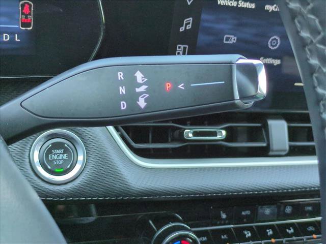Used 2026 Chevrolet Equinox LT w/ Convenience Package II FWD image 12