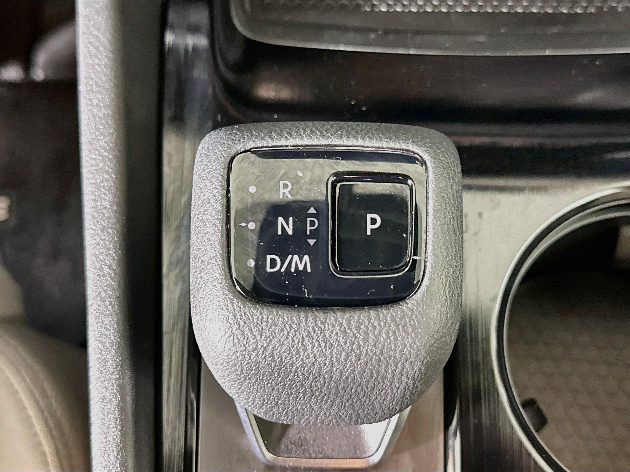 Used 2023 Nissan Rogue SV FWD image 24