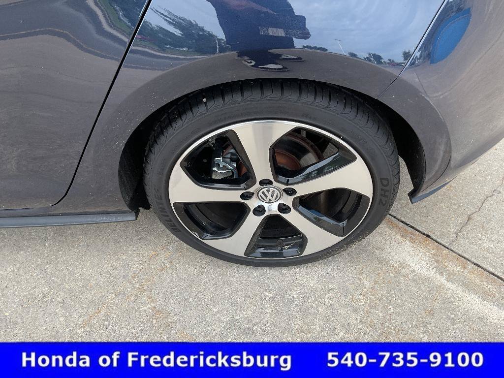 Used 2017 Volkswagen GTI S FWD image 11