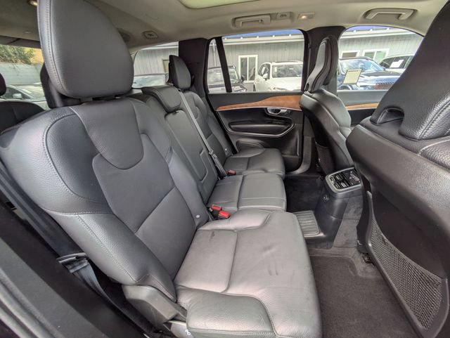 Certified 2023 Volvo XC90 T8 Plus AWD/4WD image 29