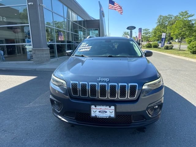 Used 2020 Jeep Cherokee Latitude Plus w/ Cold Weather Group AWD/4WD image 3