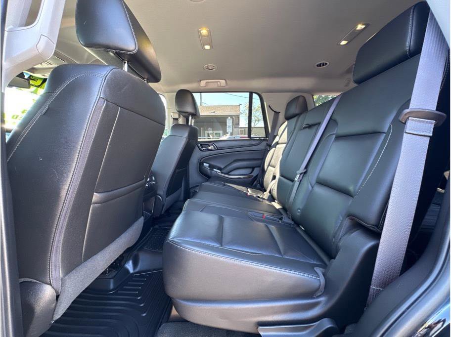 Used 2017 Chevrolet Tahoe LT w/ Z71 Midnight Edition image 13