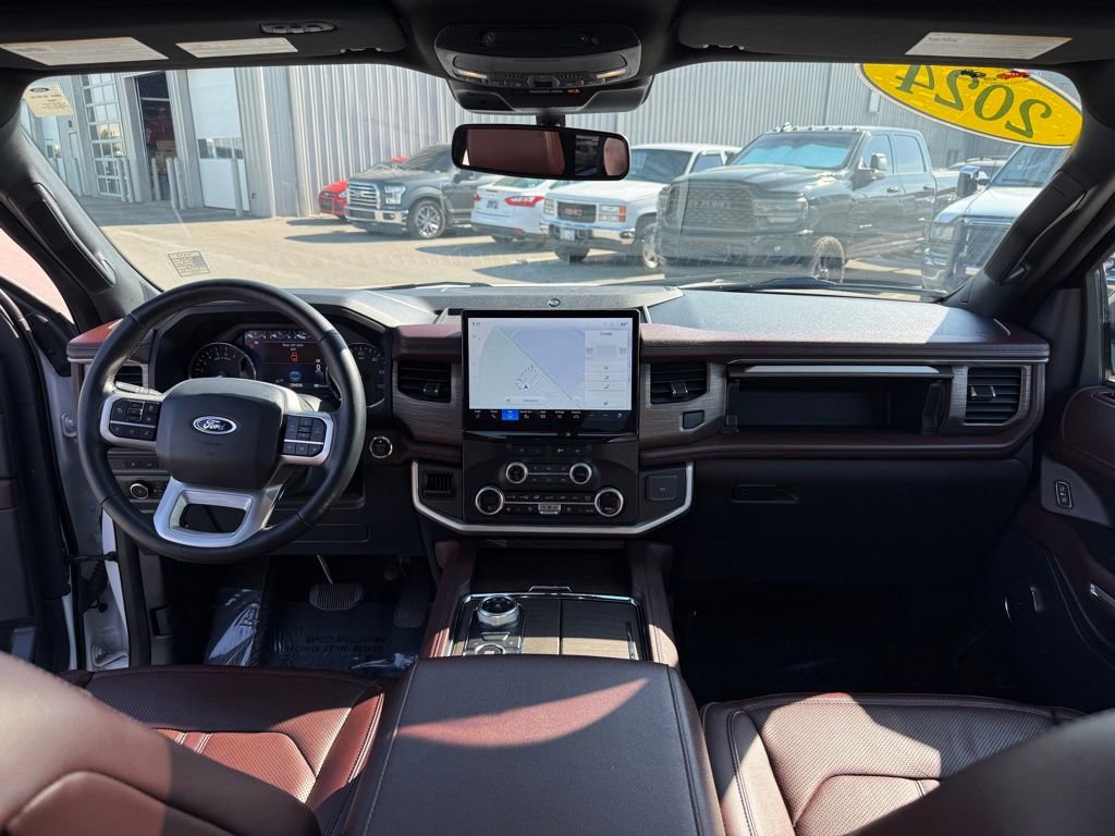 Used 2024 Ford Expedition Max Limited image 14