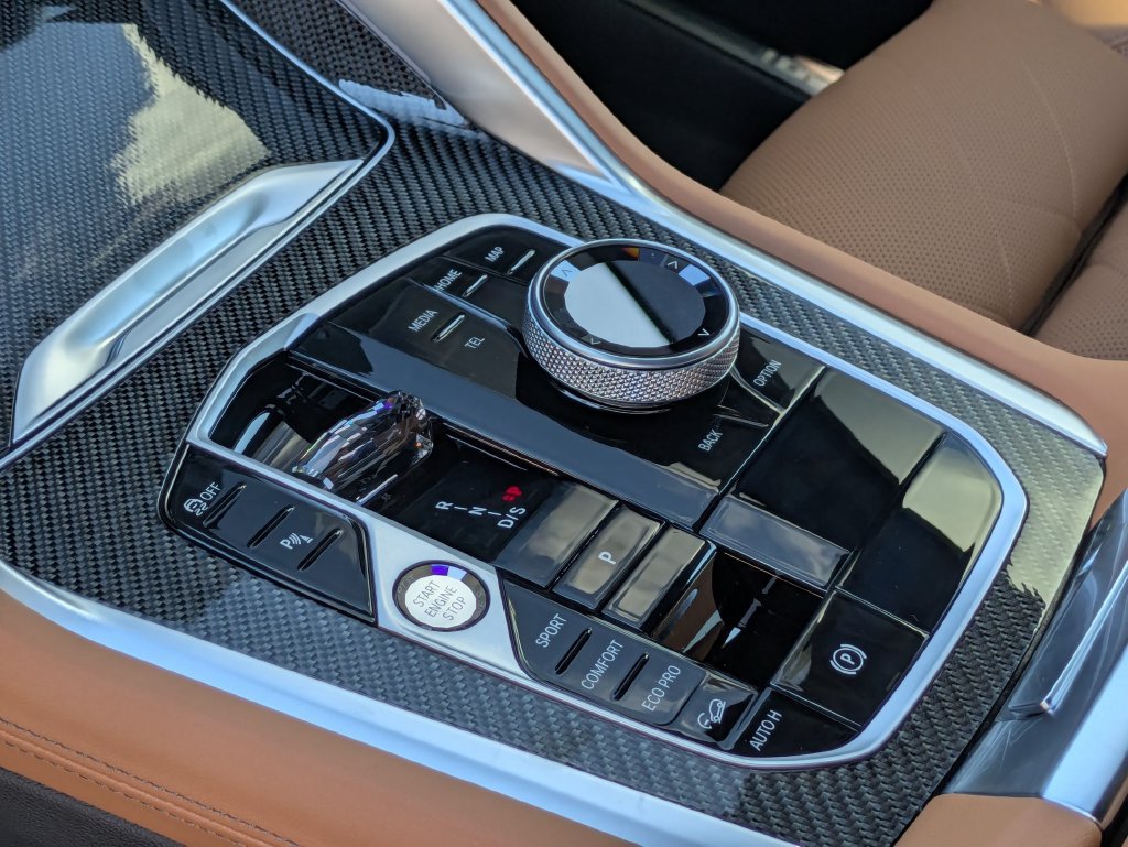 New 2027 BMW X6 M60i AWD/4WD image 15