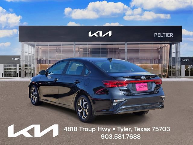 Certified 2021 Kia Forte LXS FWD image 4