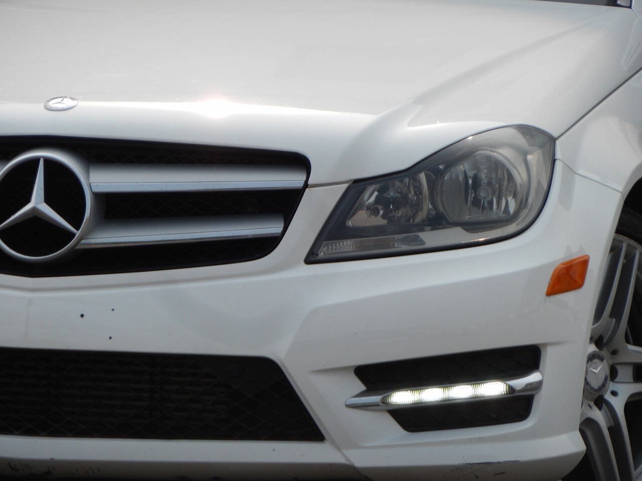 Used 2013 Mercedes-Benz C 250 Coupe image 5