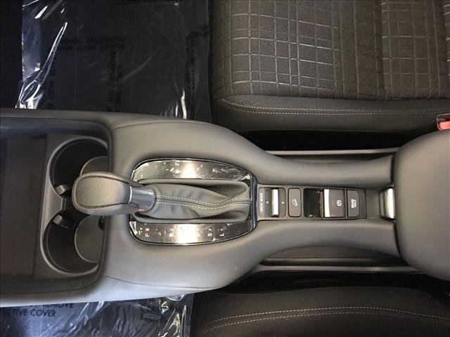 Used 2024 Honda HR-V LX image 20