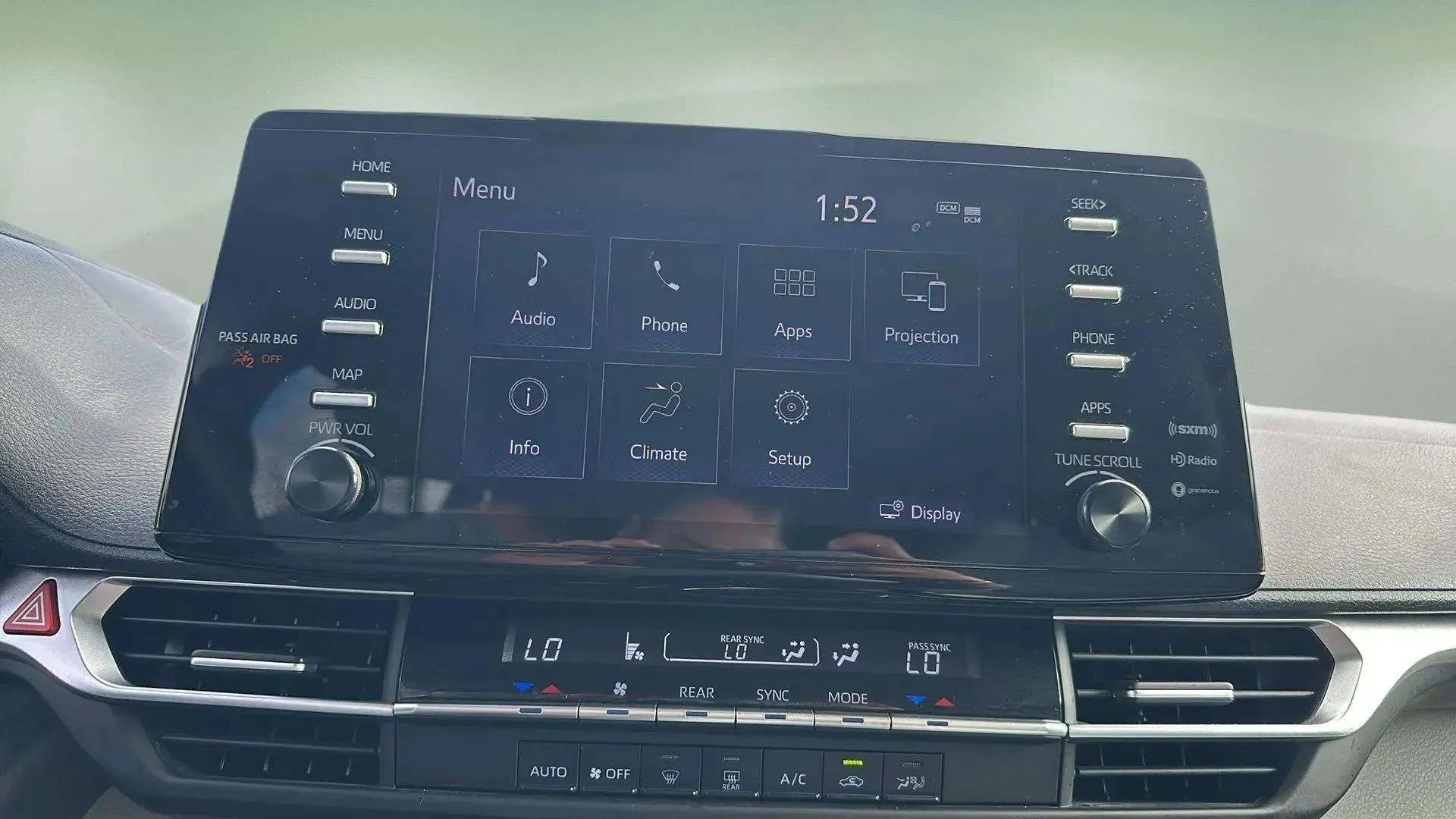 Used 2022 Toyota Sienna LE image 34