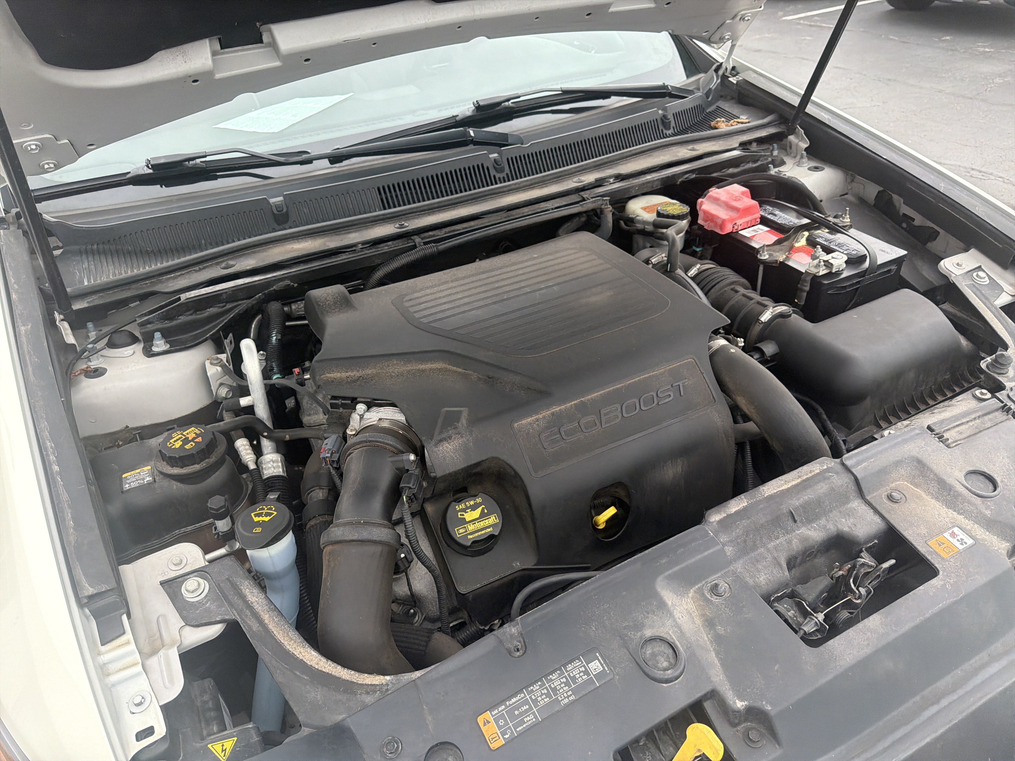 Used 2013 Lincoln MKS AWD image 42