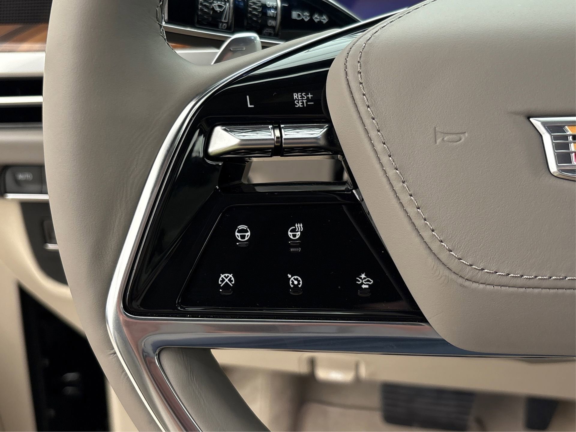 New 2025 Cadillac Escalade Sport Platinum image 28