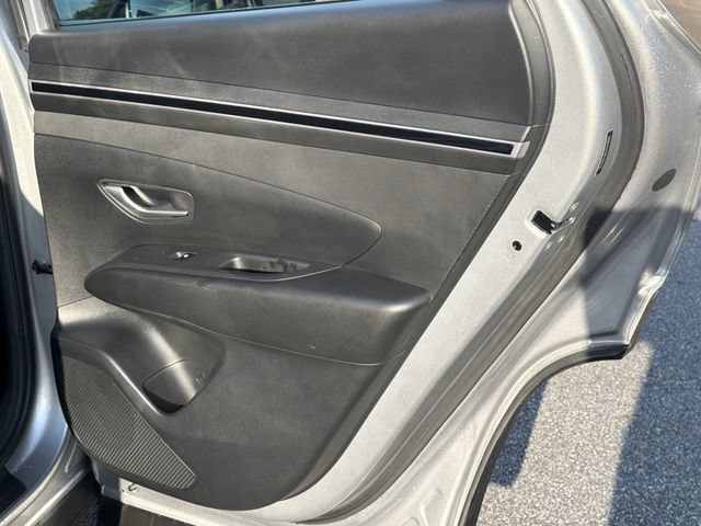Certified 2023 Hyundai Tucson SE FWD image 19