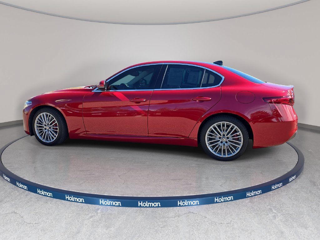 Used 2019 Alfa Romeo Giulia Ti w/ Quick Order Package 22X Lusso AWD/4WD image 9
