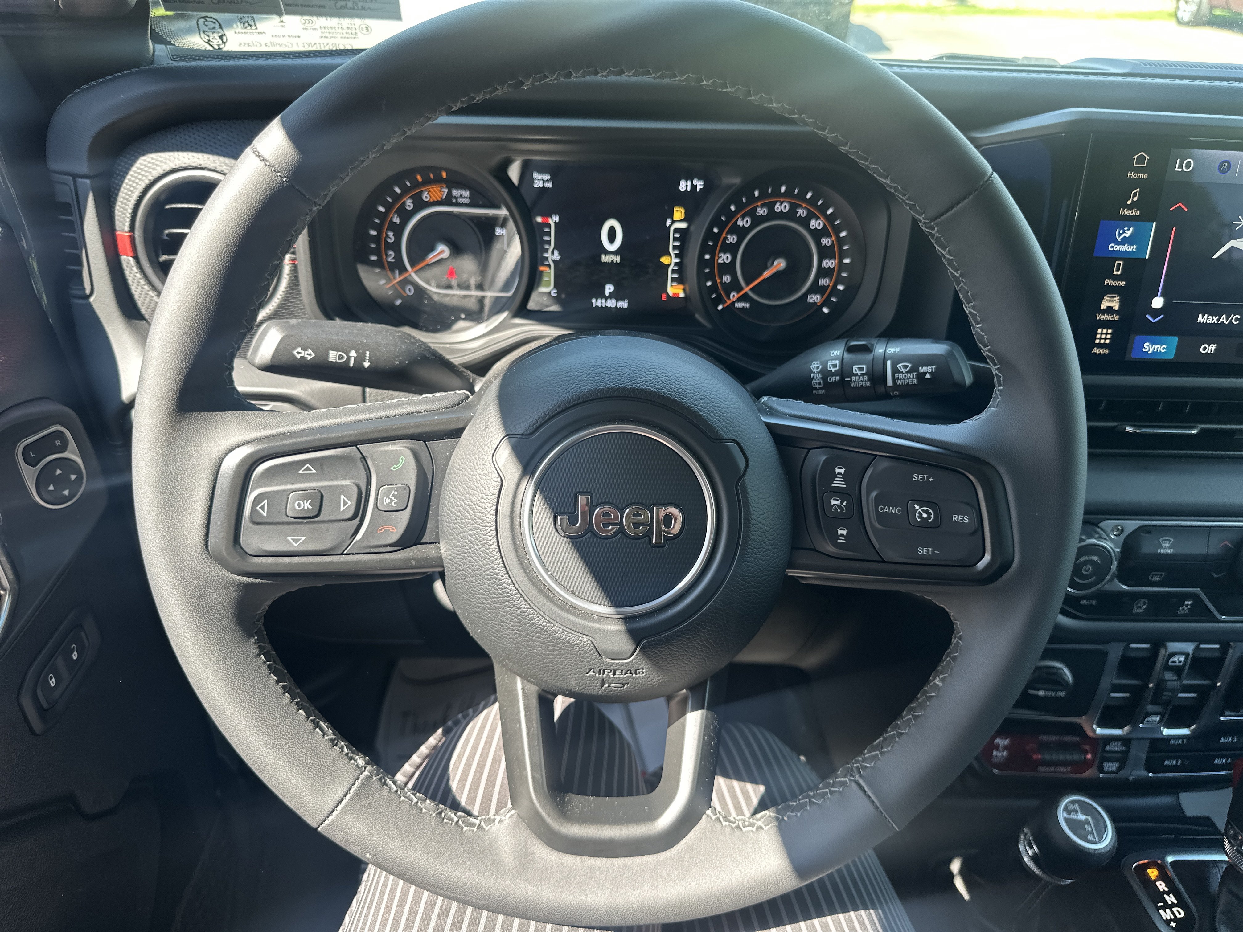 Certified 2026 Jeep Wrangler Unlimited Rubicon AWD/4WD image 17