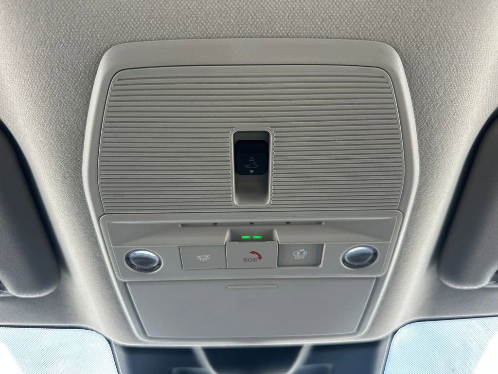 New 2026 Nissan Sentra SR w/ SR Premium Package FWD image 31