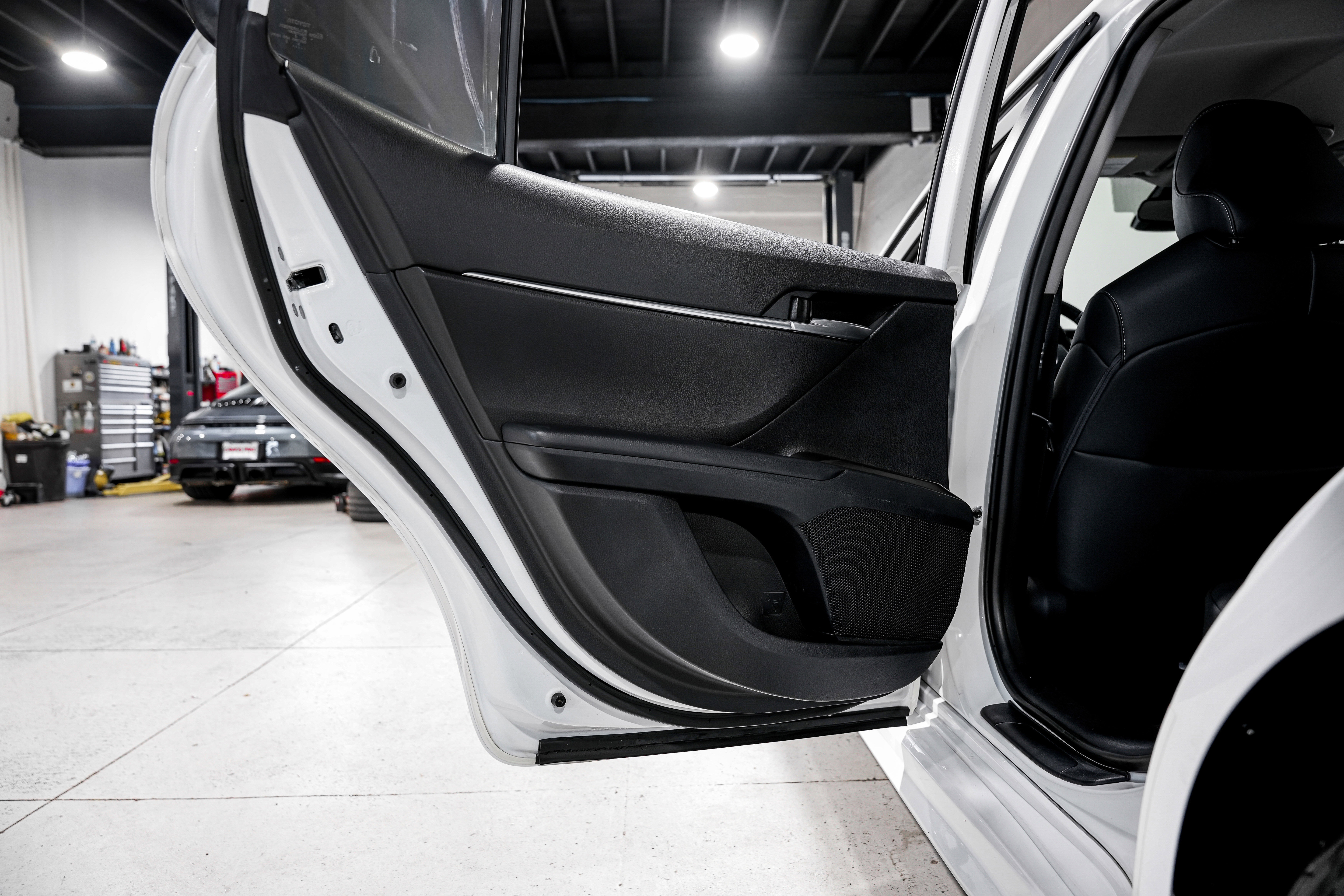 Used 2024 Toyota Camry SE FWD image 32