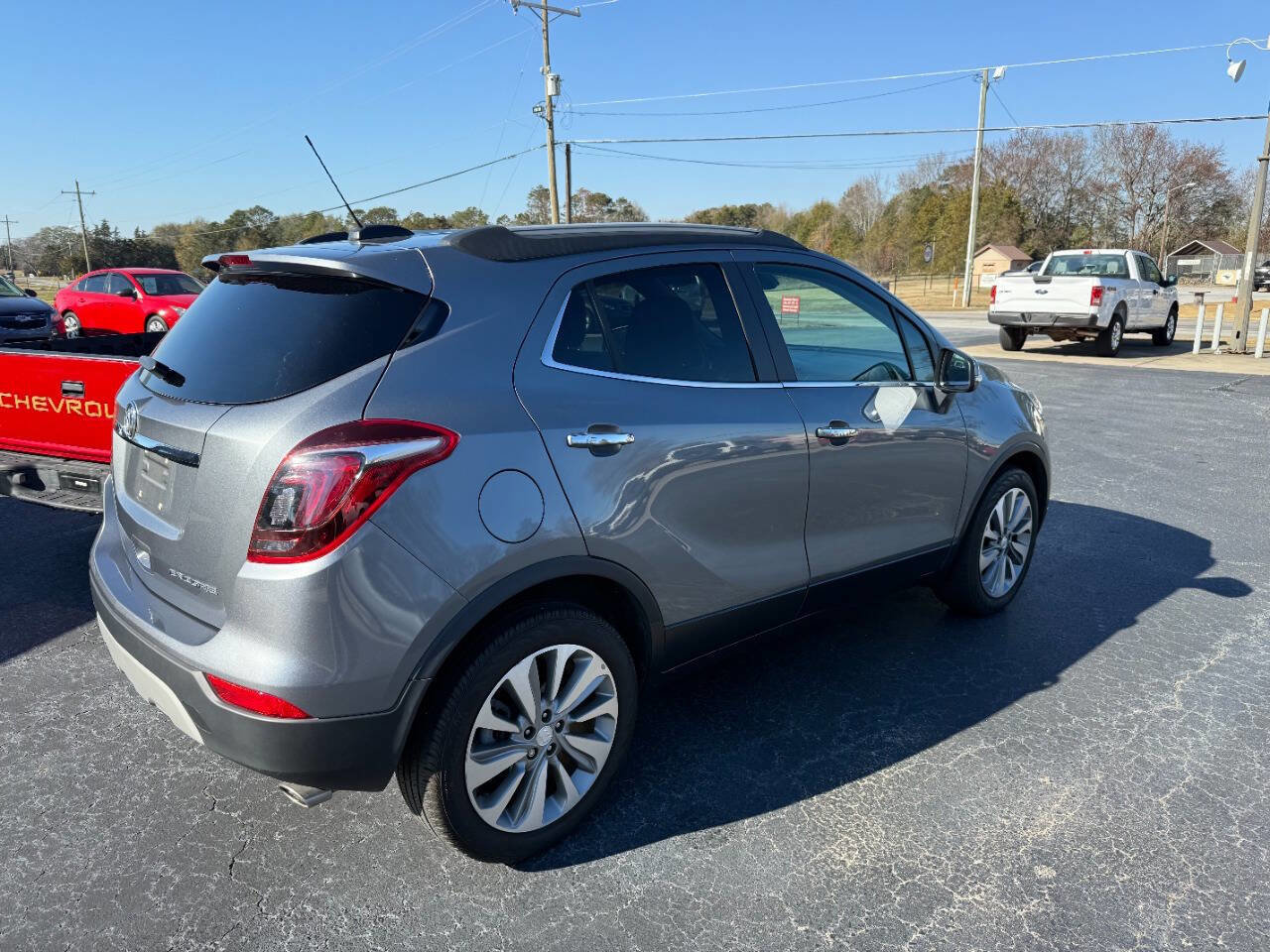 Used 2019 Buick Encore Preferred image 4