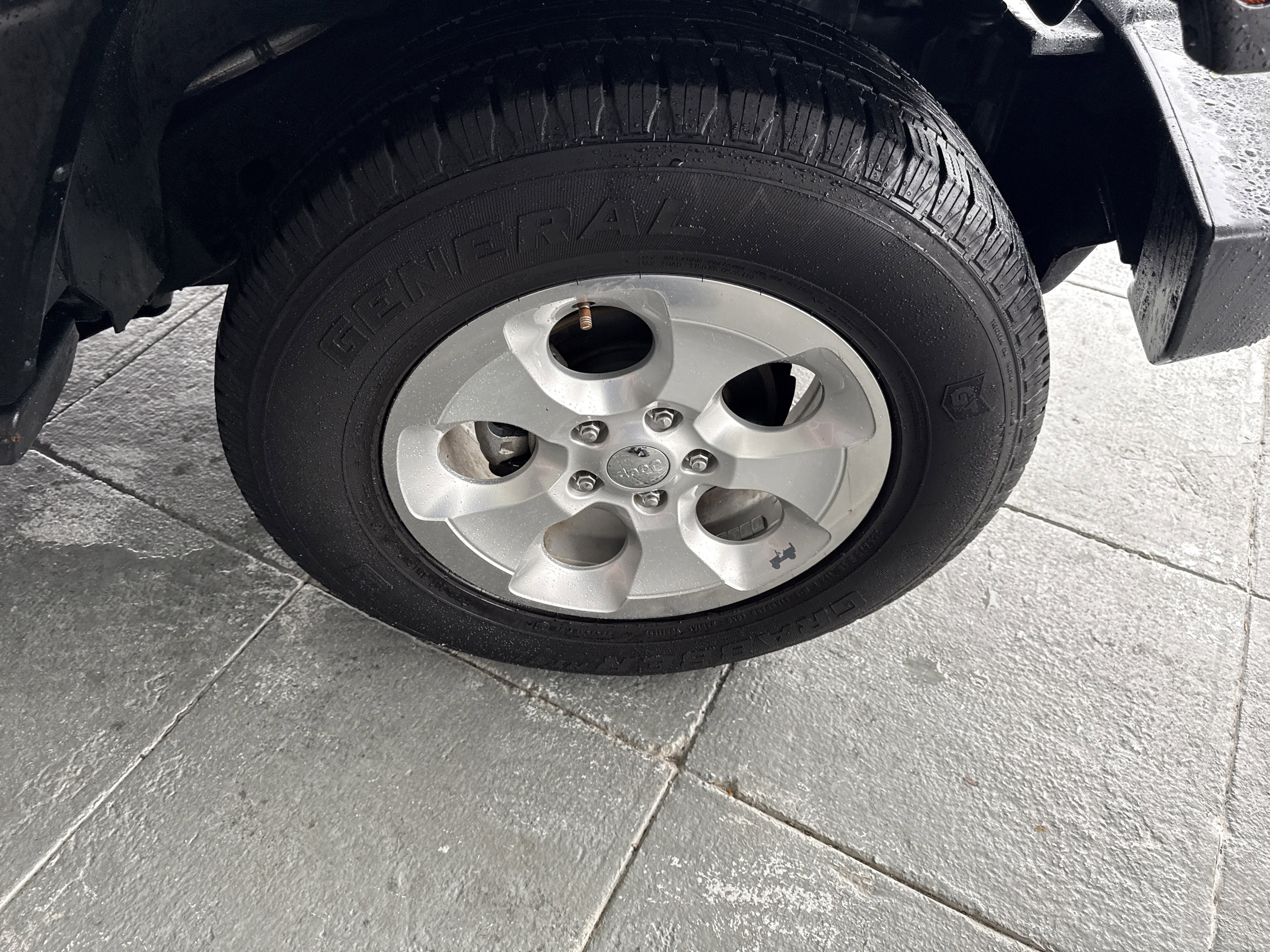 Used 2015 Jeep Wrangler Unlimited Sahara w/ Dual Top Group image 12